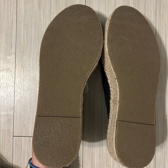 Like New ASOS DESIGN Journal flatform espadrilles in black - Picture 6 of 8